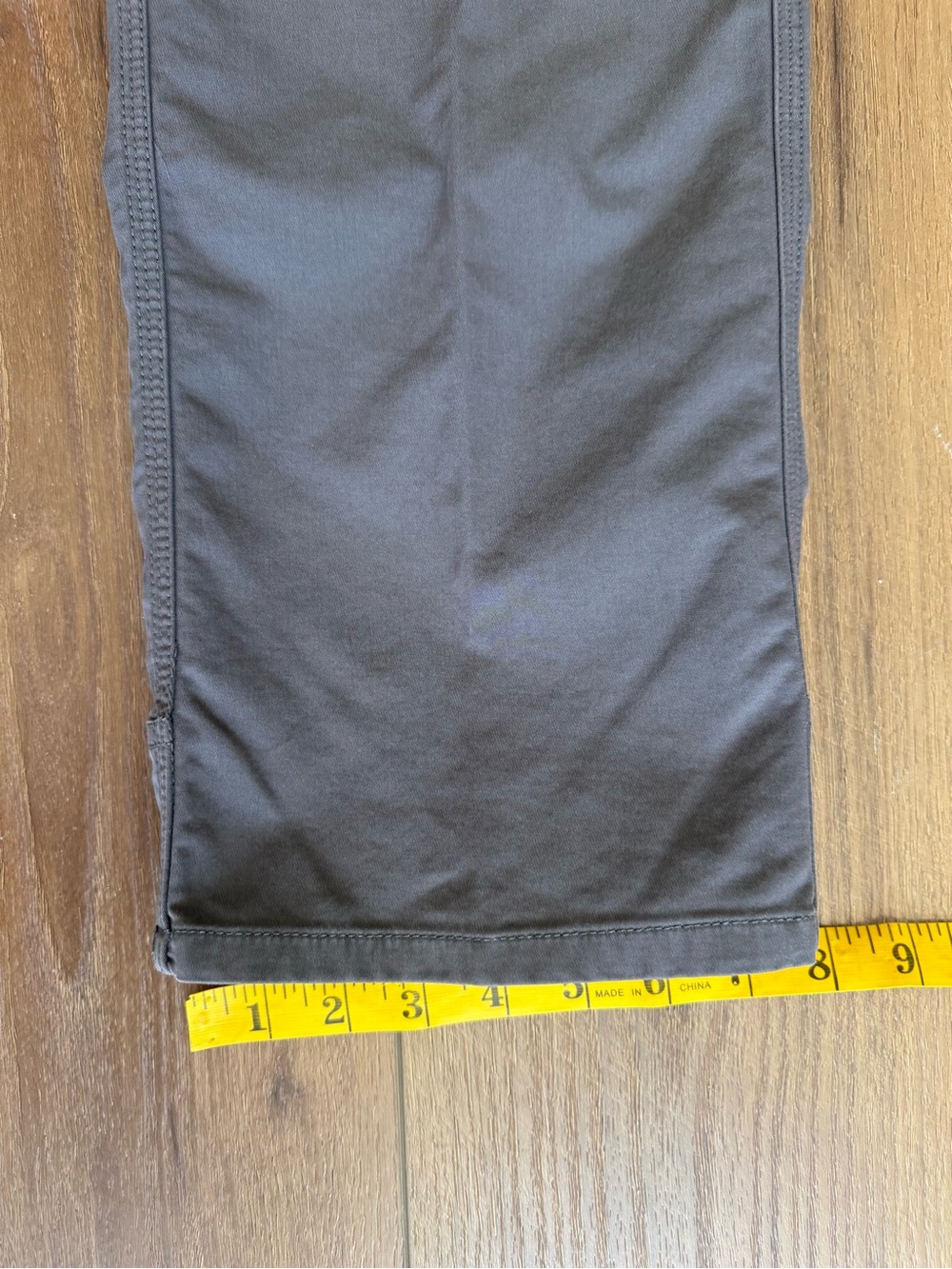 Mountain Khakis Pants Mens 35x30 Gray Chino Slacks Commuter Pant Slim Fit - Picture 6 of 10